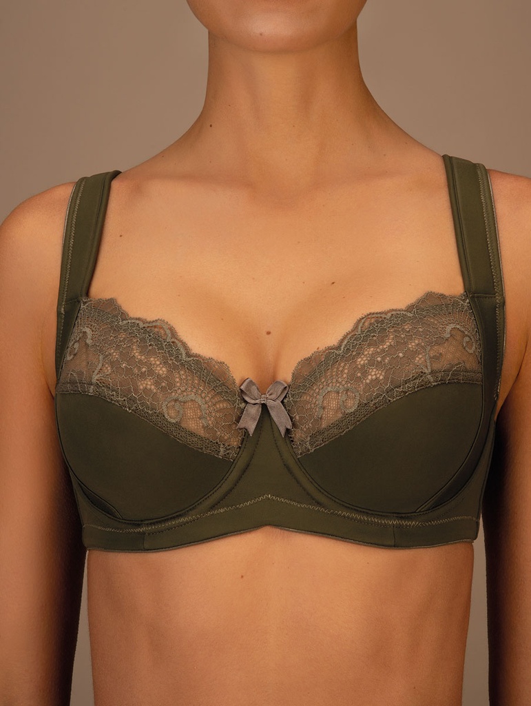 Ilona Bra