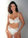 Claire_3.webp